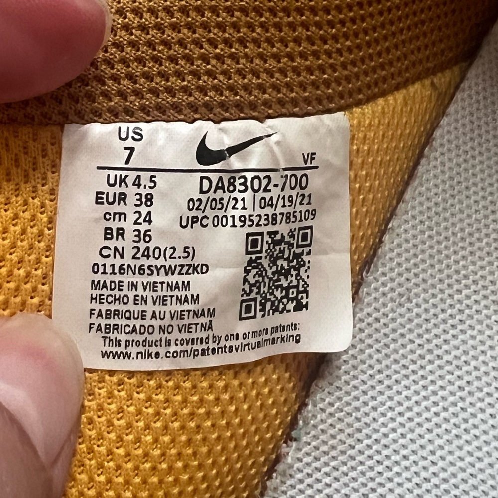 LIKE NEW Nike Low Air Force 1 '07 SE First Use DA8302-101 Sneakers Shoes - Picture 14 of 16